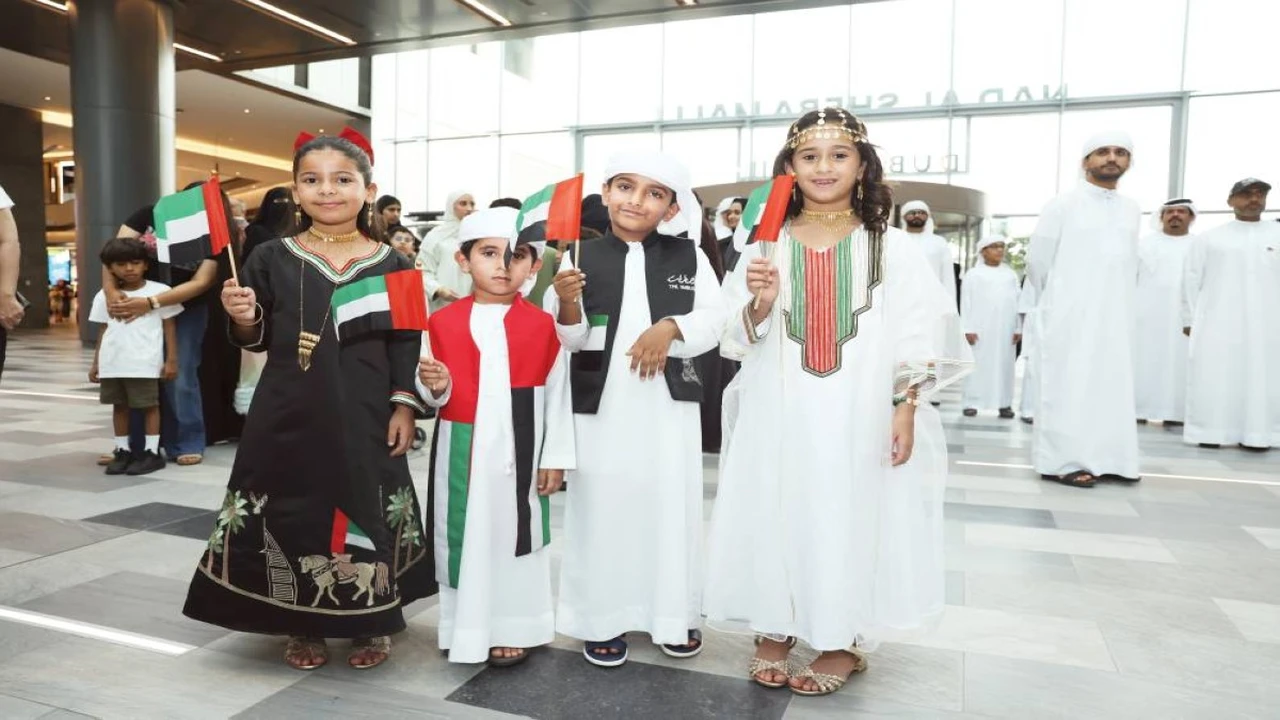 شرطة دبي تحتفل بذكرى «عهد الاتحاد» في فعالية مميزة